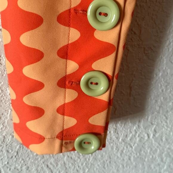 Tyler McGillivary Samara Orange Wave Print Cropped Button Top Size Medium - Picture 4 of 8